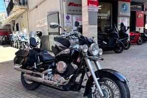 Yamaha XVS 650 Drag Star