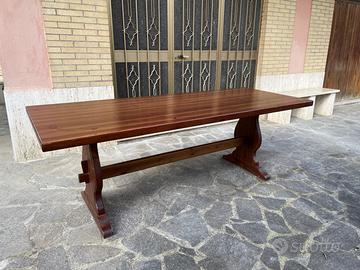 Tavolo, in legno massello, per 8 persone