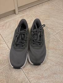 nike revolution numero 41