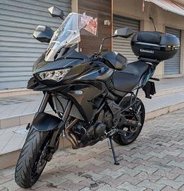 Kawasak Versys 650 Spark Black