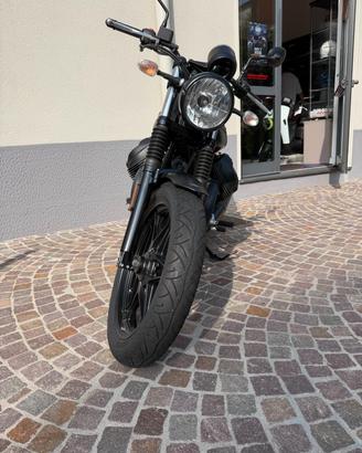 Moto Guzzi V7 III Stone