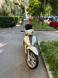 Piaggio liberty 125 - bianco