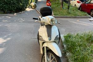 Piaggio liberty 125 - bianco