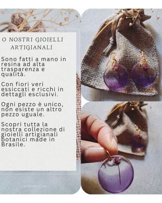 Orecchini in resina con fiori veri