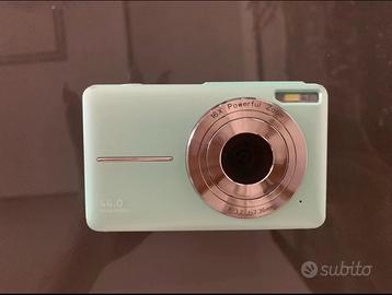 Macchina fotografica digitale compatta