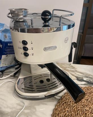 Macchinetta caffè De Longhi