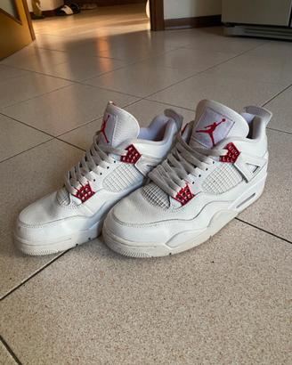 Jordan 4 metallic red
