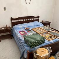 Letto matrimoniale comodini e cassettiera