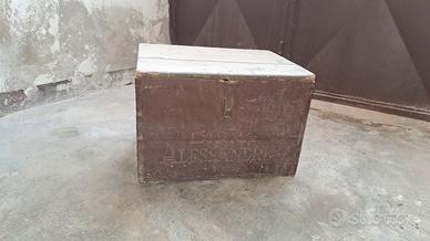 cassone in legno 