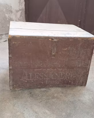 cassone in legno 