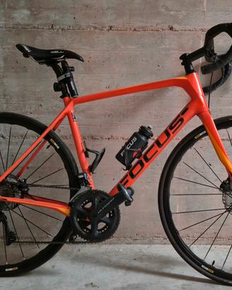 bici corsa Focus paralane ultegra DI2