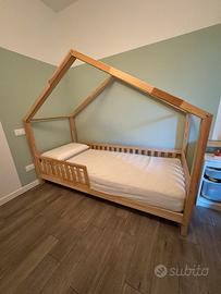Letto capanna montessoriano legno Mon Lit Cabane