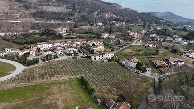 Casa con annesso rustico