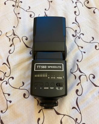 Flash Neewer TT 560 Speedlite