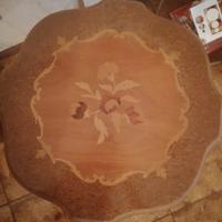 tavolino in legno antico