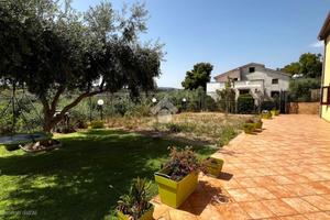 PORZIONE DI BIFAMILIARE A SANTA FLAVIA