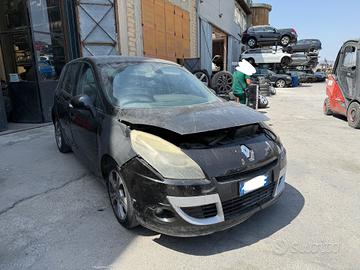 Ricambi Renault Scenic X-Mod 1.5 dCi 110cv del 201