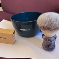 Rasatura: pennello barba, ciotola, testina rasoio