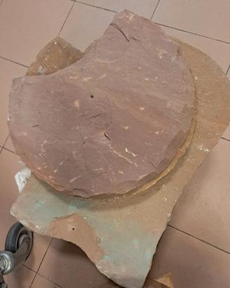 mensole in pietra