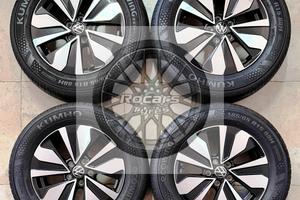 Cerchi 15 e pneumatici originali Volkswagen Polo