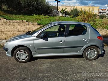 PEUGEOT 206 1,4 CC HDI DIESEL