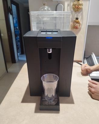 erogatore d acqua 