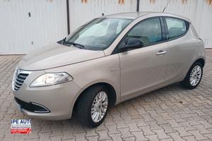Lancia Ypsilon 1.2 69 CV 5 porte Platinum - 5 post