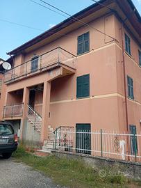 Casa indipendente con terreno