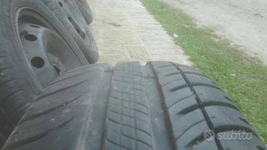 1 GOMMA + CERCHIO FIAT PUNTO 165 65 14   euro 25