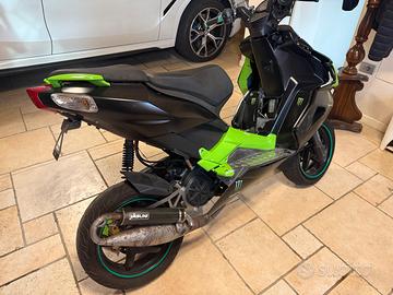 Scooter Aprilia Sr 70 INCIDENTATO