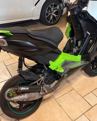 Scooter Aprilia Sr 70 INCIDENTATO