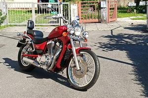 Suzuki Intruder 800 Iscritta ASI. Perfetta.