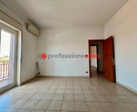 Galermo-Carrubella 4 vani buone condizioni