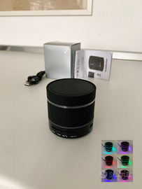 Cassa audio Speaker Bluetooth Portatile con Radio