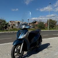 Piaggio Medley 125 2021 + ACCESSORI