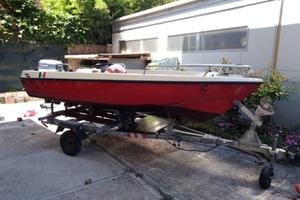 Barca completa funzionante +carrello omologato