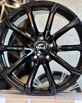 Cerchi Audi Mercedes BMW Mini Seat SKoda VW R18