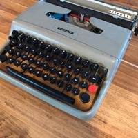 Olivetti Lettera 22