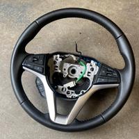 Volante in pelle Suzuki Ignis Hybrid del 2019