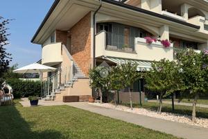 3 LOCALI A BUSSERO