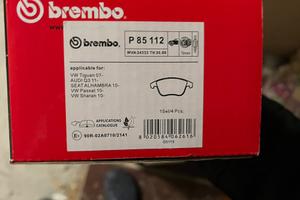 Pastiglie freni NUOVE MAI USATE BREMBO