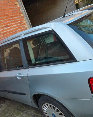 fiat stilo e peugeot 307 sw 