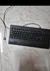 tastiera cablata logitech