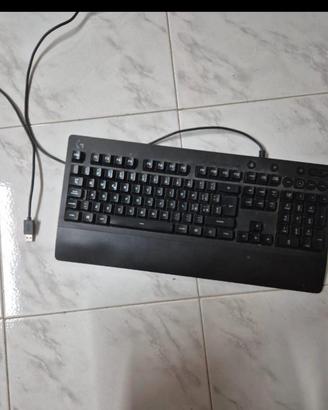 tastiera cablata logitech