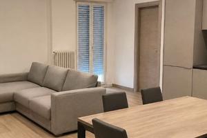 Pentalocale arredato a Cittadella, Parma