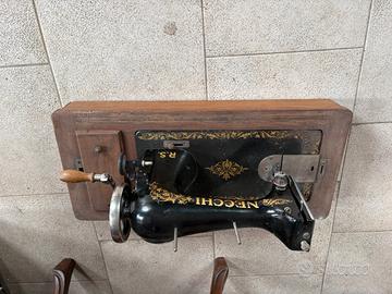 Macchina da cucire NECCHI