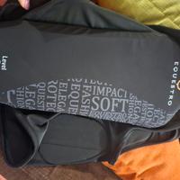 Attrezzatura equitazione ragazza