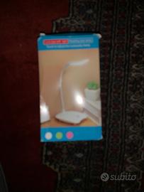 Lampada a led per scivania