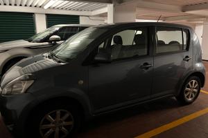 DAIHATSU SIRION 1.3 M3 4WD  cambio automatico benz