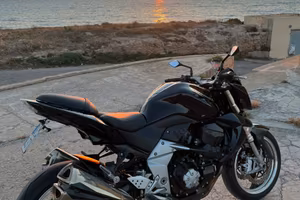 Kawasaki z1000